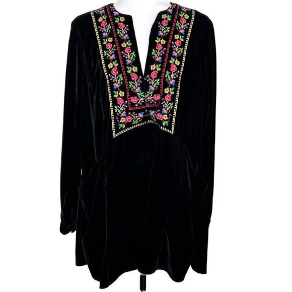 Free People Dress Velvet Cross Stitch Embroidered Long Sleeve Black Multi Sz S - Picture 1 of 10
